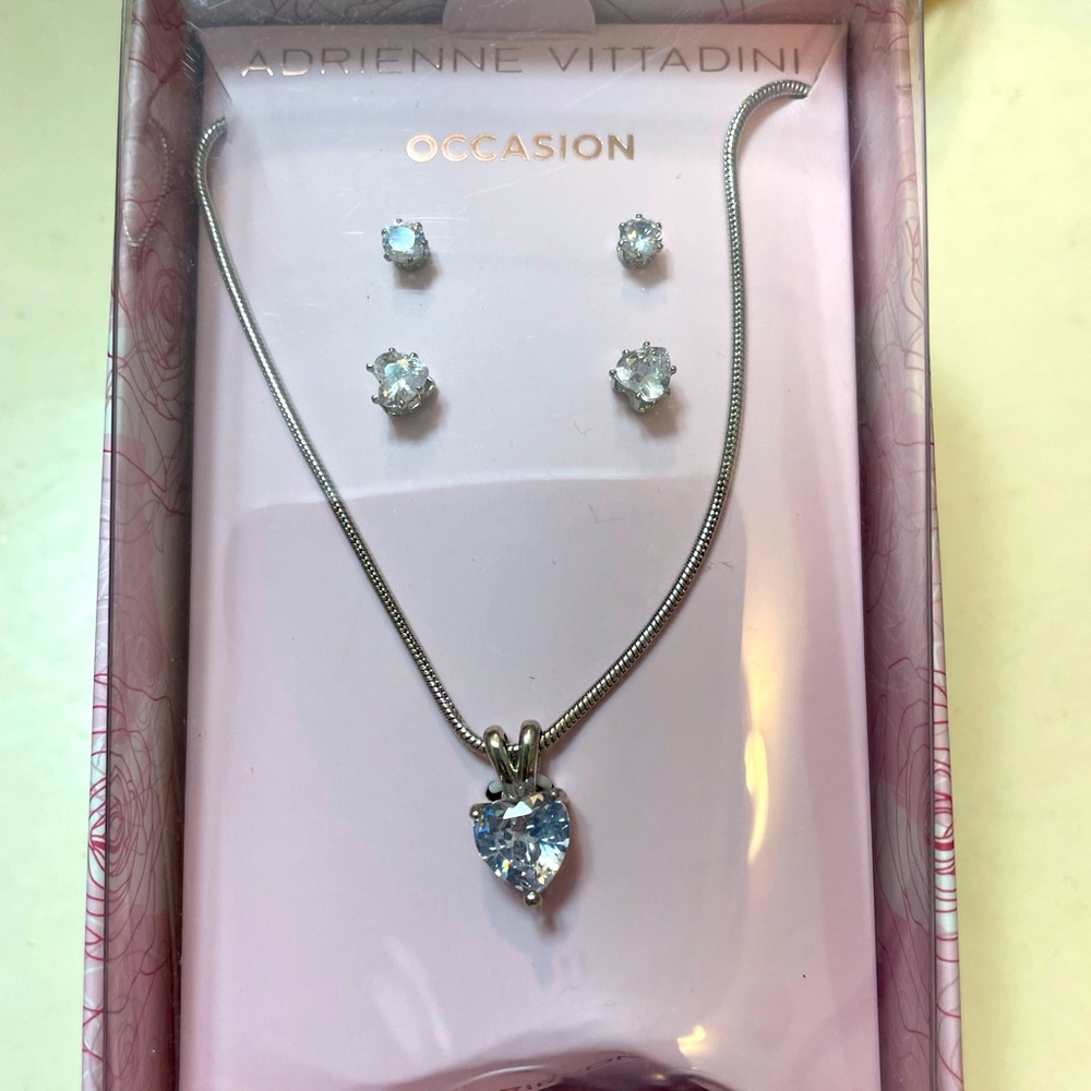 New cubic zirconia necklace and earrings